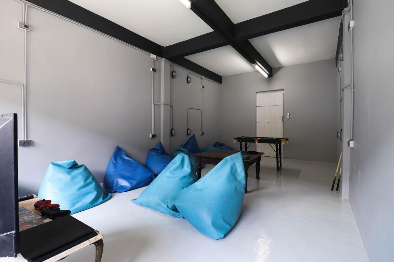 Oyo 823 Oliver'S Hostel (Adults Only) Ban Khlong Nang Li Екстер'єр фото